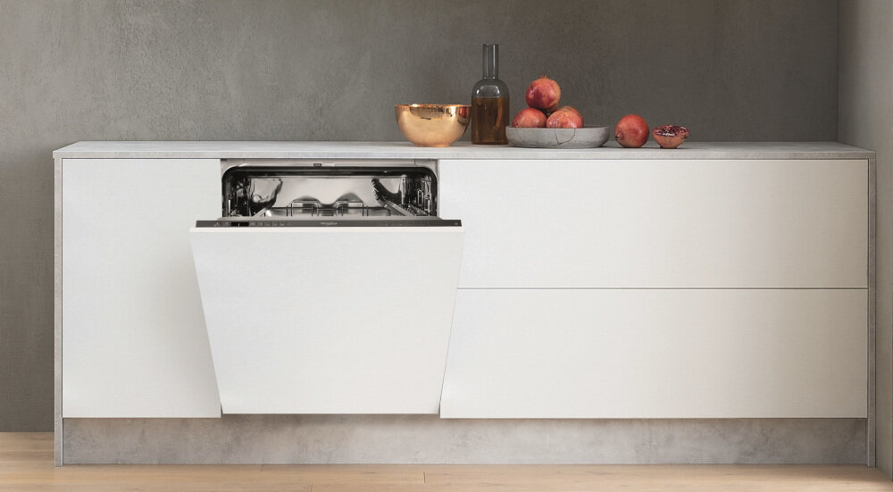 Zmywarka WHIRLPOOL WIC3C26N wyjmowany kosz miejsce
