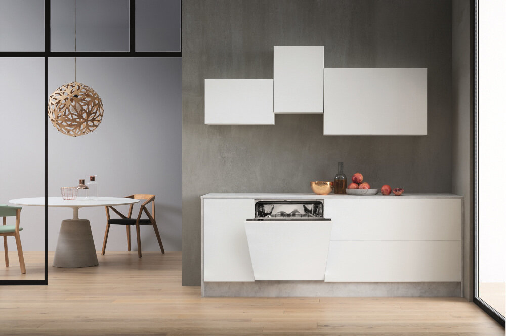 Zmywarka WHIRLPOOL WIC3C26N podpiecie ciepla woda