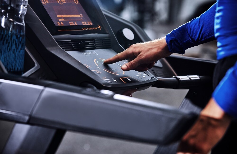 Bieżnia elektryczna KETTLER Alpha Run 800 Szerokie możliwości