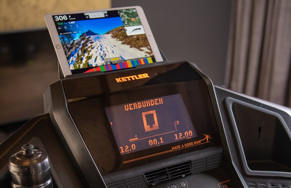 Bieżnia elektryczna KETTLER Alpha Run 800 Uchwyt na urządzenie mobilne