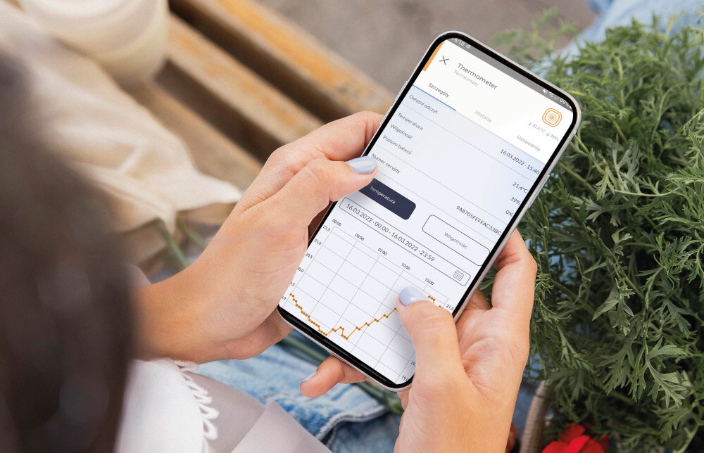 Czujnik dymu FERGUSON FS1SD inteligentny systemu zarzadzania automatyka domowa FERGUSON Smart Home sterowanie kontrolowanie zdalne powiadomienia na telefon