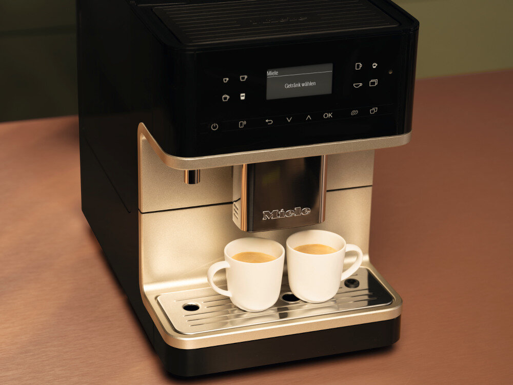 Ekspres MIELE MilkPerfection CM 6360 Czarny latwe czyszczenie