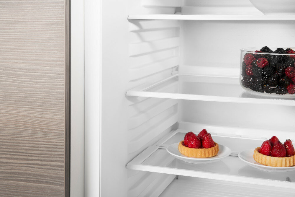 Lodówka WHIRLPOOL ARG 590 zarządzanie przestrzenią