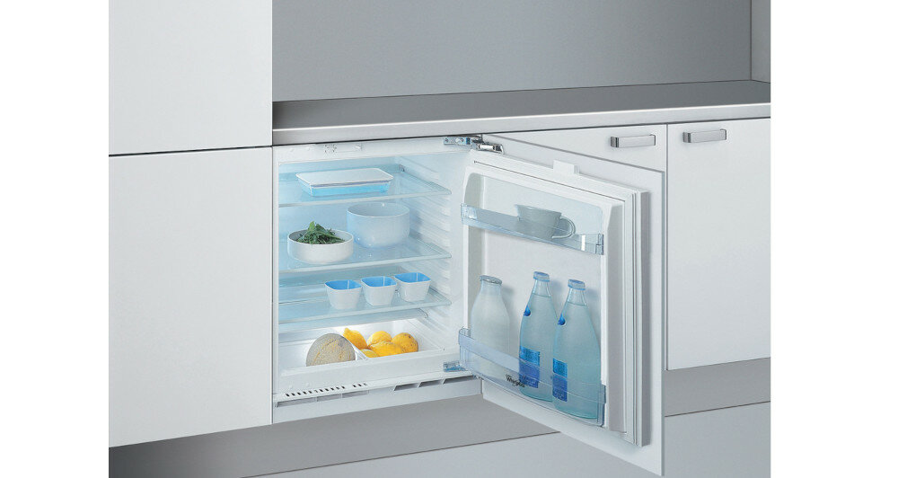 - Lodówka WHIRLPOOL ARG 585 Wygląd Ogólny