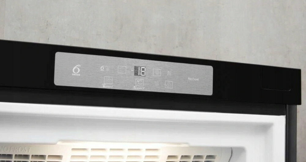 ZAMRAZARKA WHIRLPOOL UW8F2CKSB2 kontrola temperatury