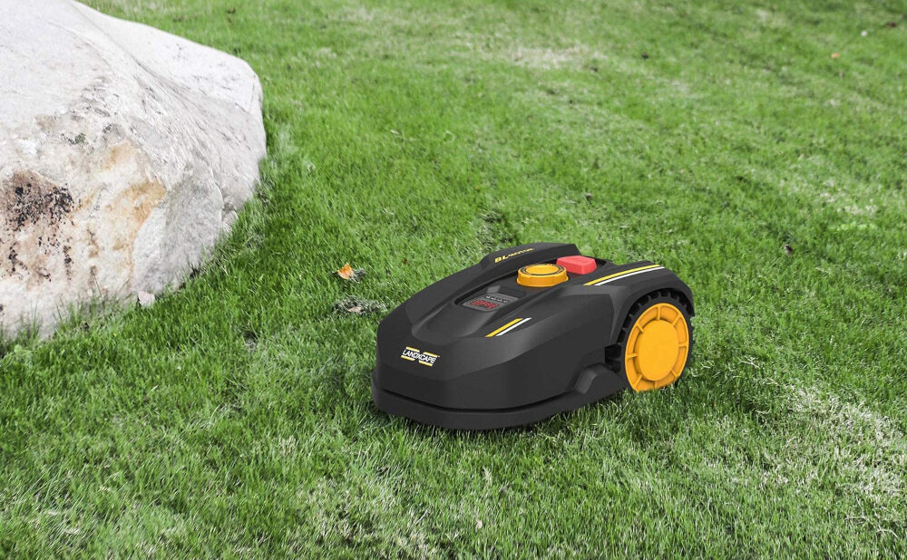 Robot koszący LANDXCAPE LX812i Sterowanie Wi-Fi proste w instalacji i obsłudze urządzenie wysokość koszenia w zakresie od 30 do 60 mm szerokość robocza do 180 mm 3 oddzielnie działające nożyki tnące funkcja mulczowania