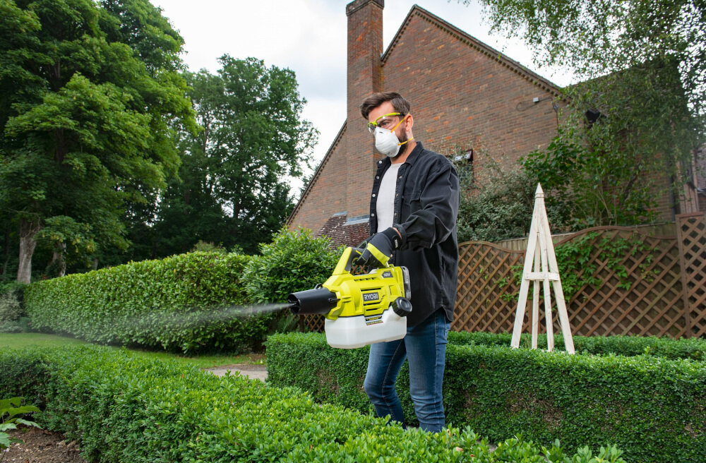 Opryskiwacz RYOBI RY18FGA-0 w pełni mobilny ergonomiczna rękojeść miękkie gumowe wykończenie