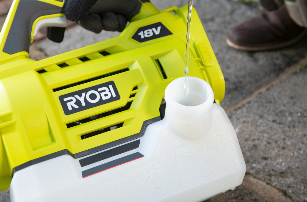 Opryskiwacz RYOBI RY18FGA-0 przezroczyst zbiornik o pojemności 2 litrów duży otwór wlewowy