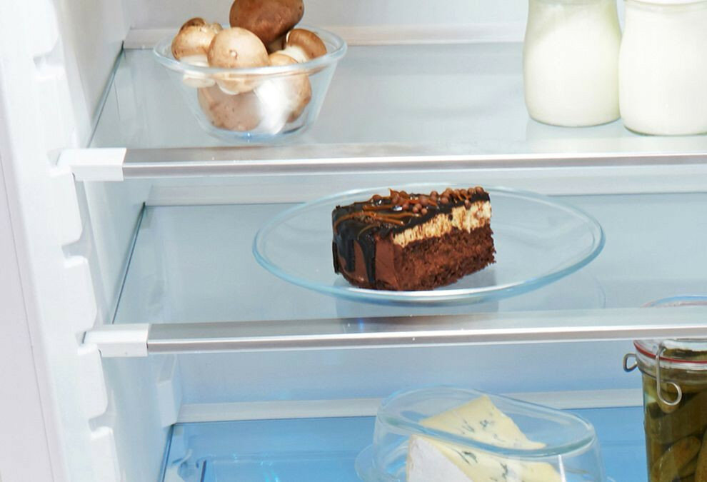 Lodówka GORENJE NRKI4182E1 pojemnosc szklane polki hartowane szklo
