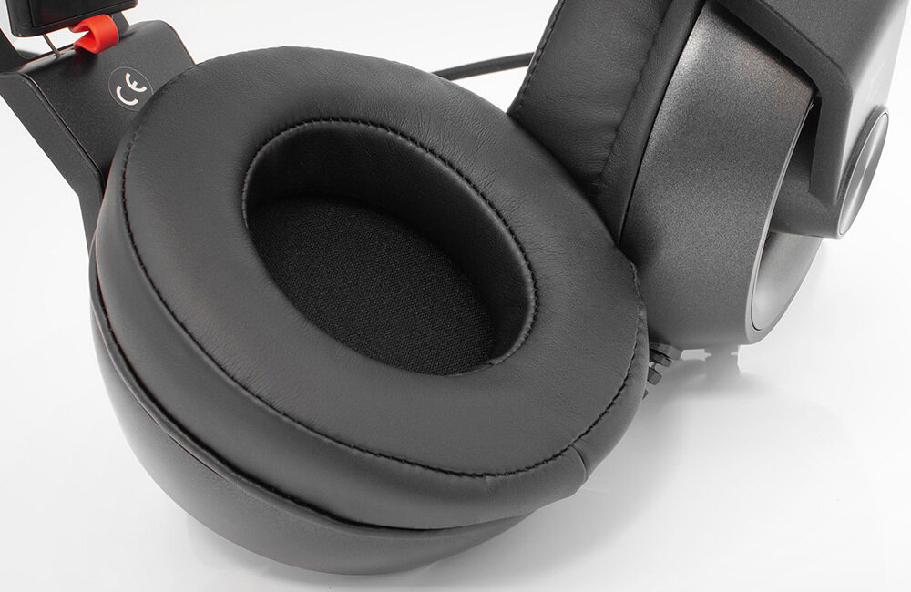 Słuchawki WHITESHARK Caracal pasmo przenoszenia czułość impedancja konstrukcja neodymowa