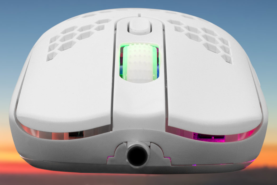 Mysz WHITESHARK Galahad-W gaming disagn wyglśd DPI minimalistyczny sensor gra gracz wyposażenie