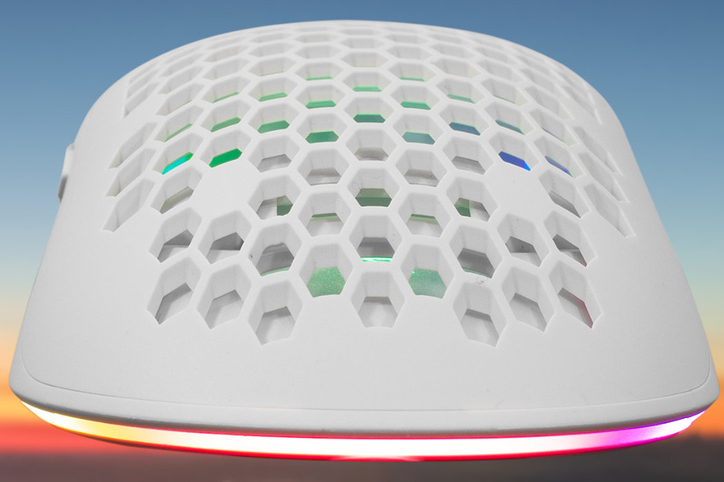 Mysz WHITESHARK Galahad-W gaming disagn wyglśd DPI minimalistyczny sensor gra gracz wyposażenie