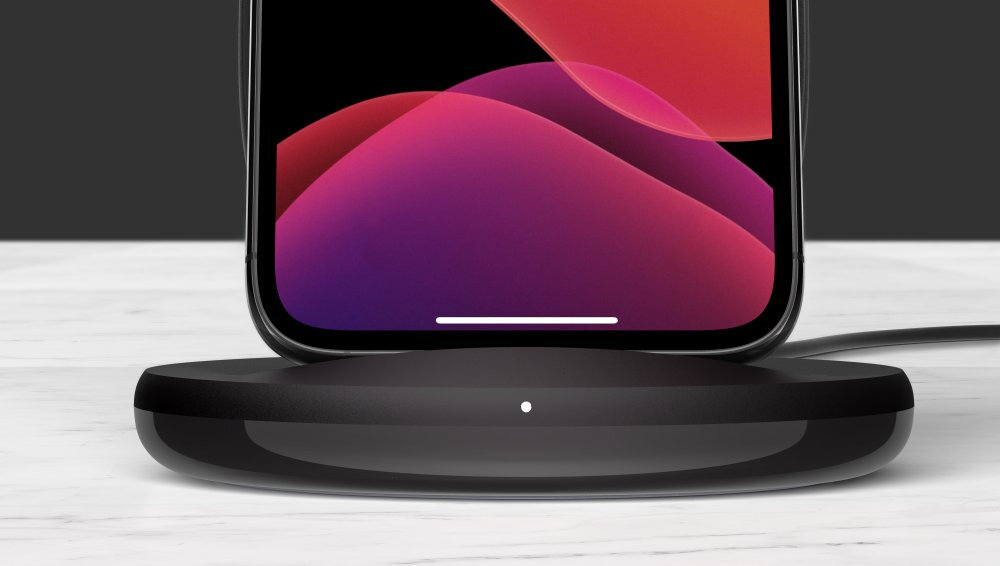 Ładowarka indukcyjna BELKIN Wireless Charging Stand 15W moc wskaźnik LED