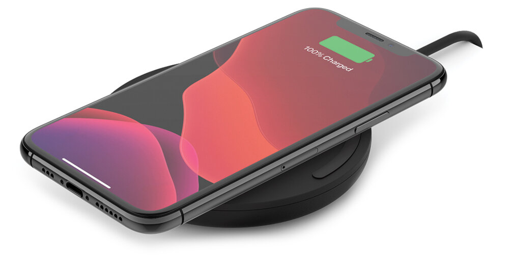 Bezprzewodowa ładowarka indukcyjna Belkin Boost Charge o mocy 15W materiał ładowanie