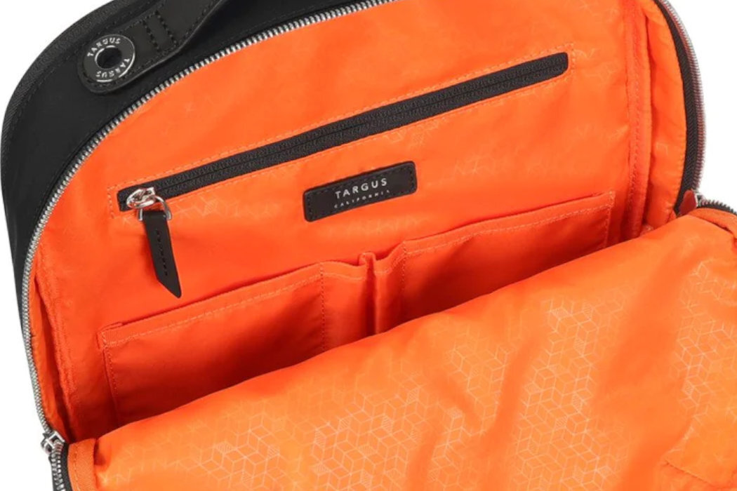 Plecak na laptopa TARGUS Newport 15 cali Czarny wygoda podróz szkoła praca pojemność wielkość funkcjonalność