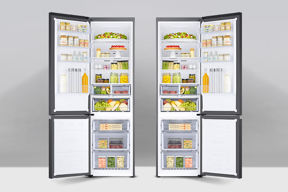 Drzwi lodówki mogą być otwierane w zarówno w lewą, jak i w prawą stronę