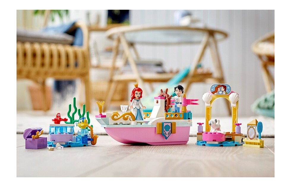 LEGO Disney Świąteczna łódź Arielki 43191 kreatywna zabawa klocki figurki dziecięca