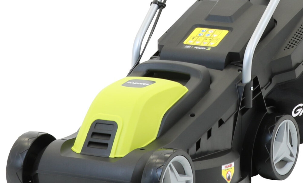 Kosiarka elektryczna GARDYER YK 1300 1300W silnik komutatorowy moc 1300 W zabezpieczenie termiczne w niewielkim ogrodzie duża działka do 400 m2 waga 6,9 kg zwrotna koła 14 cm średnicy