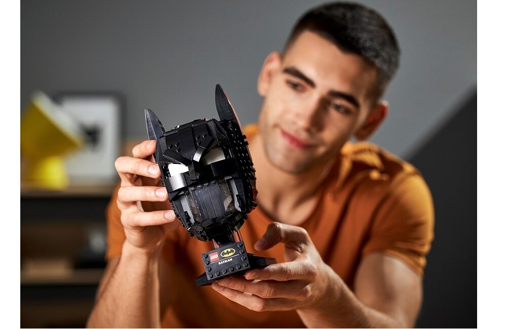 LEGO DC Maska Batmana 76182 Zestaw przeznaczony dla prawdziwych fanów Batmana 410 elementów kreatywne budowanie