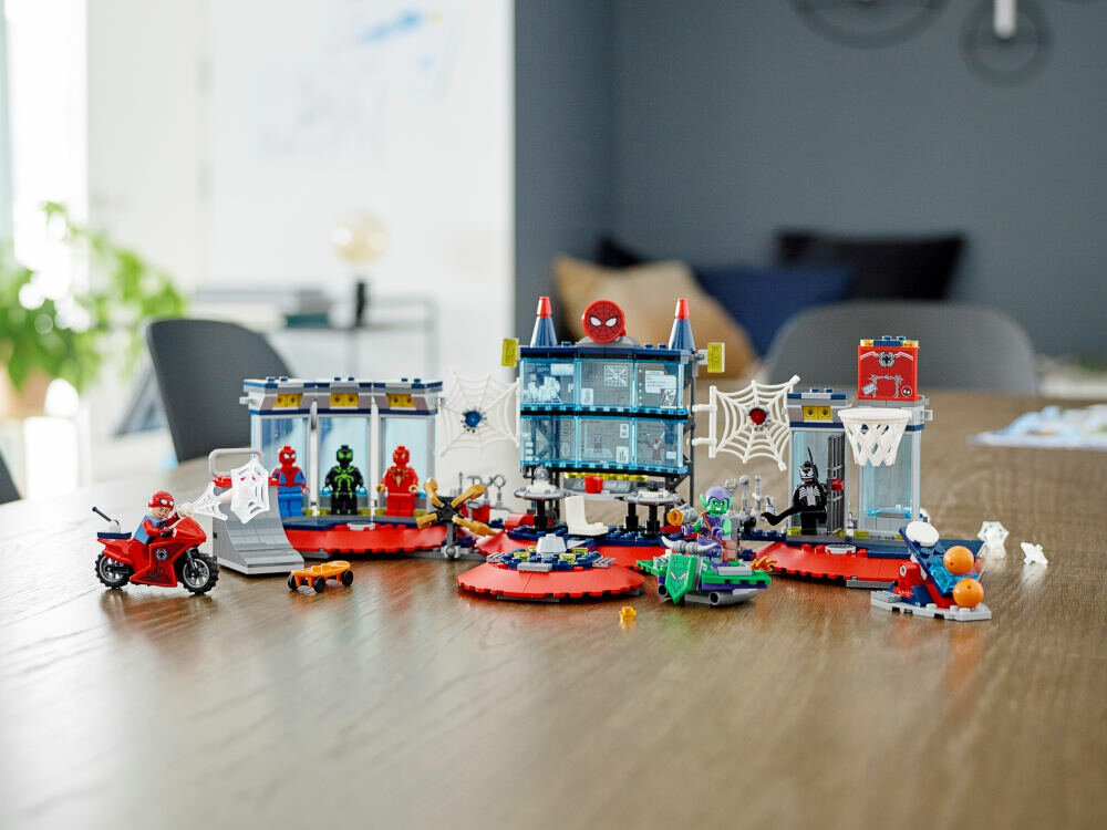 LEGO Marvel Atak na kryjówkę Spider-Mana 76175