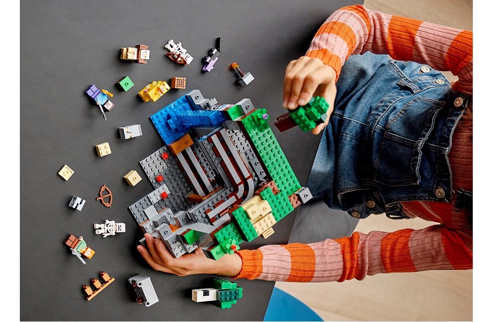 LEGO Minecraft Pierwsza przygoda 21169 Kształtowanie różnych umiejętności konstukcja