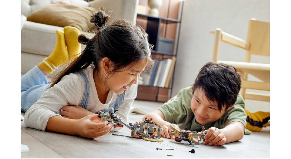 LEGO Star Wars Kłopoty na Tatooine 75299 razem lub osobno w grupie pojedynczo zabawa