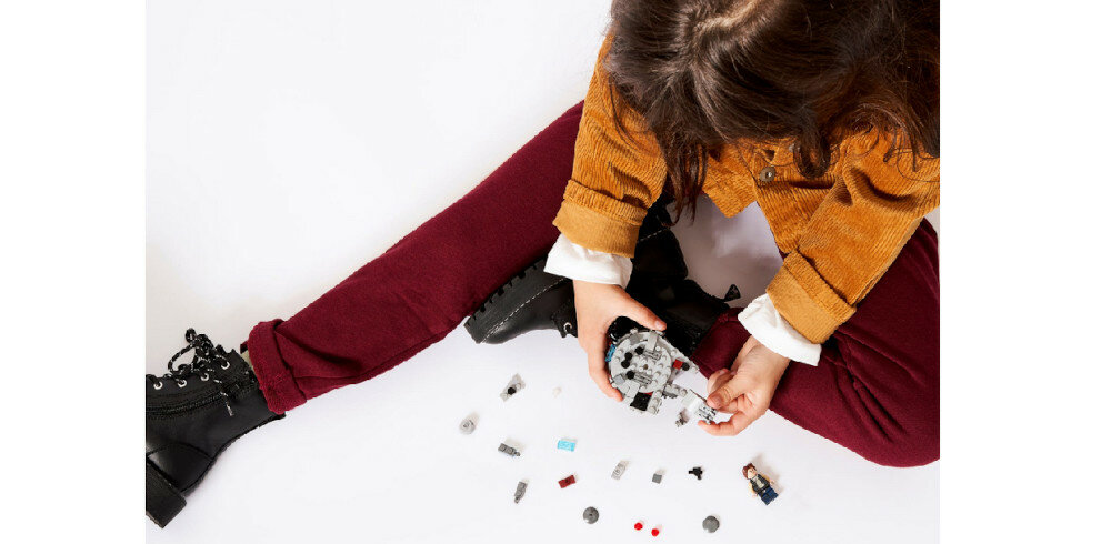 LEGO Star Wars Mikromyśliwiec Sokół Millennium 75295 kompatybilne łączenie skladanie instrukcja