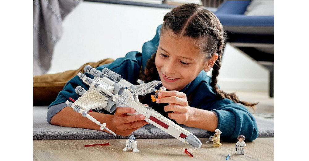 LEGO Star Wars Myśliwiec X-Wing Luke’a Skywalkera 75301 zestaw figurki