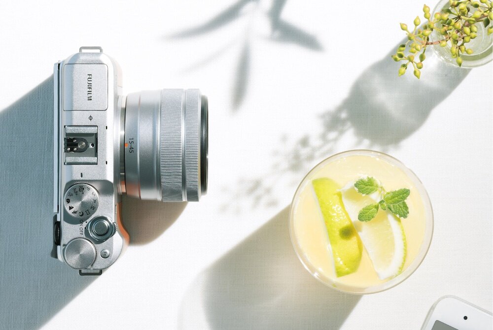 Aparat FUJI X-A5 matryca nagrywanie filmy zdjęcia cechy 4k rozdzielczość  ekran pokrętła łączność obudowa bagnet montaż 