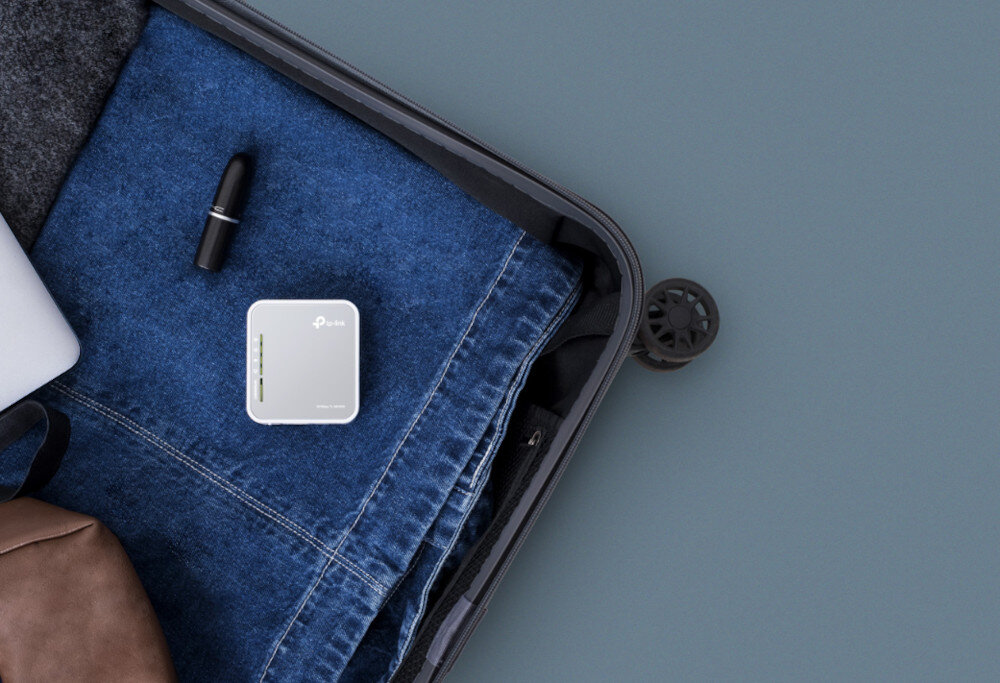 Router TP-LINK TL-MR3020 wymiarach (74 x 67 x 22 mm) w kieszeni