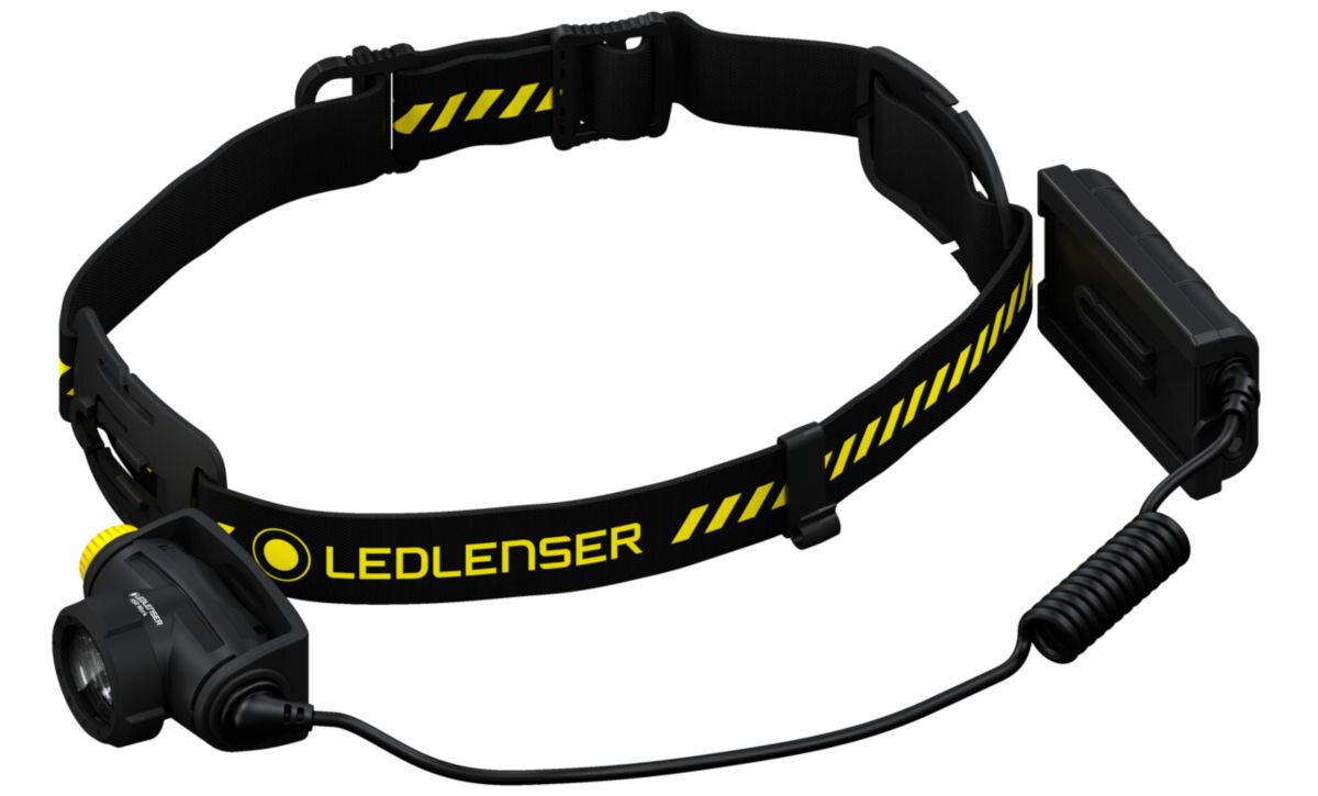 Latarka LEDLENSER H5R Work, IP67, gumowe, osłona, soczewka, odporność, na białym tle latarka z okablowaniem od góry prawo skos