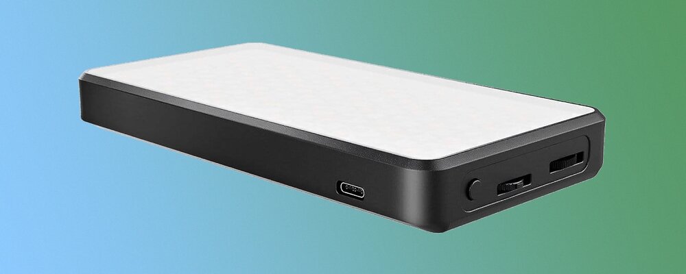 Lampa LED Ulanzi VL196 widoczne pokrętła i port USB-C