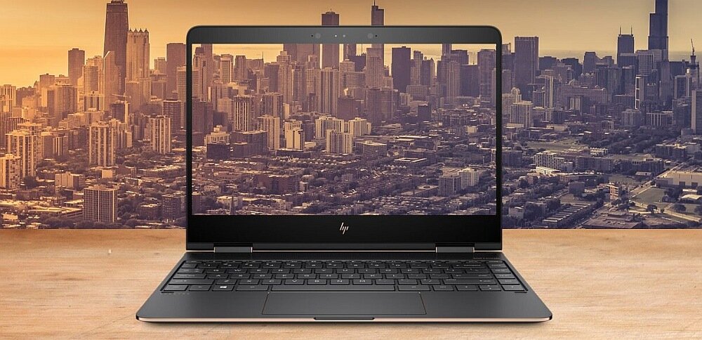 Laptop HP Spectre x360 praca