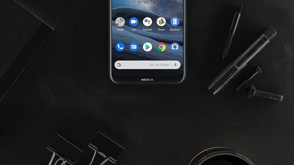Smartfon NOKIA 8.3 5G obudowa szkło kolor ergonomia