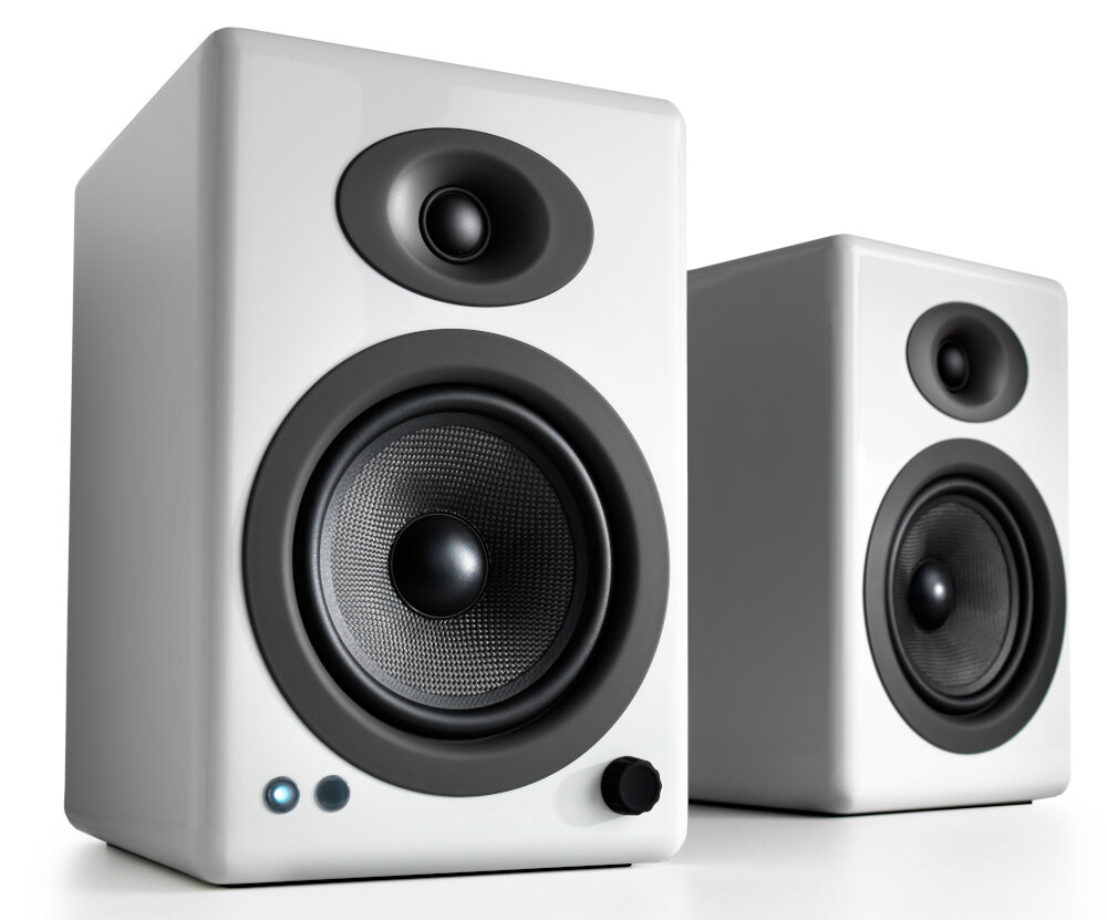 Kolumny głośnikowe AUDIOENGINE A5+ BT dźwięk bezprzewodowy kompatybilnośc aplikacja urządzenie brzmienie