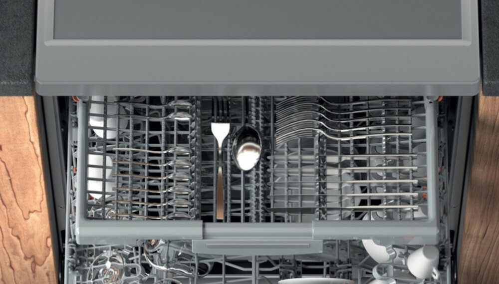 Zmywarka HOTPOINT ARISTON HFC 3C26 F X trzeci kosz