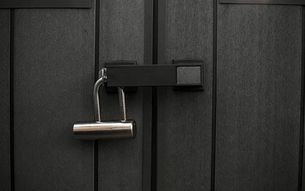 Domek narzedziowy KETER Newton 759 Mahon-brazowy drzwi okno panel wentylacyjny swietlik