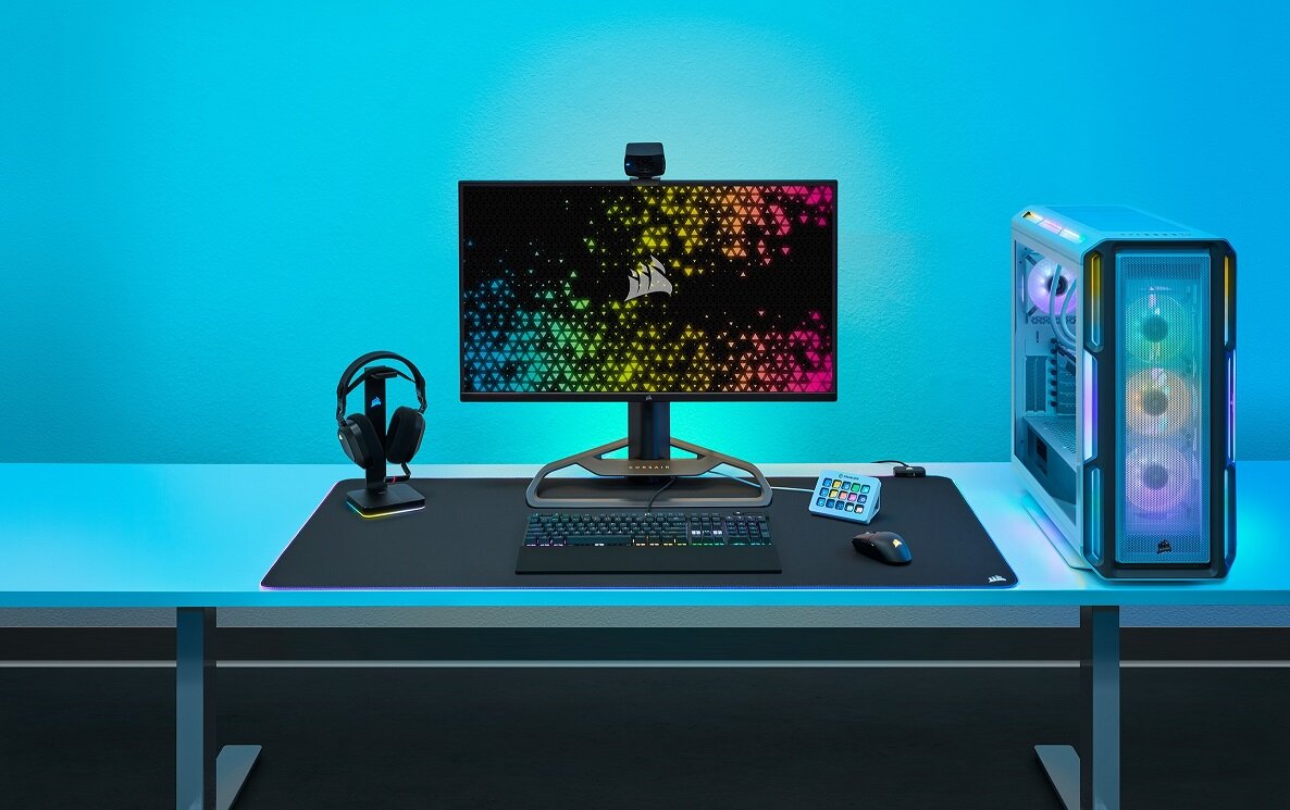 Podkładka CORSAIR MM700 RGB Extended Perfekcyjna podkładka gamingowa komfort stylu gaming Powierzchnia użytkowa Trwałość Proste rozwiązania podświetlenie RGB Odporność na wilgoć Antypoślizgowe wykończenie