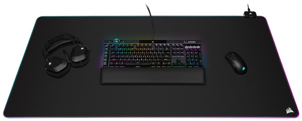 Podkładka CORSAIR MM700 RGB Extended Perfekcyjna podkładka gamingowa komfort stylu gaming Powierzchnia użytkowa Trwałość Proste rozwiązania podświetlenie RGB Odporność na wilgoć Antypoślizgowe wykończenie
