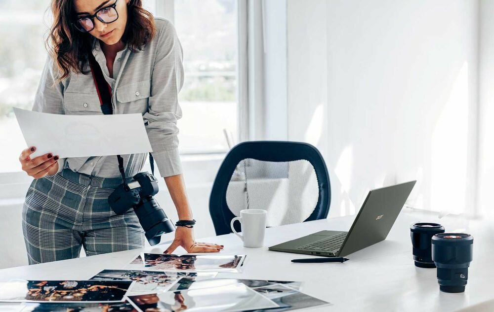 Laptop ACER Swift 5 - Szybkie ładowanie