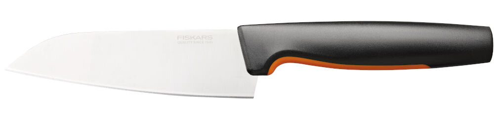 Nóż FISKARS Functional Form 1057541 funkcjonalność możliwość mycia w zmywarce łatwiejsze czyszczenie twardość ostrza 52 HRC wysoka jakośc cięcia funkcjonalność stylowy design niezastąpione narzędzie w kazdej kuchni