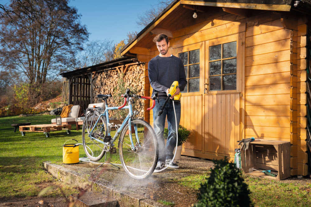 Myjka cisnieniowa KARCHER 1.328-230.0 solidna konstrukcja wykonanie sprzet dla kazdego