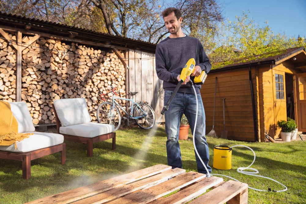 Myjka cisnieniowa KARCHER 1.328-230.0 Niewielkie gabaryty niska waga