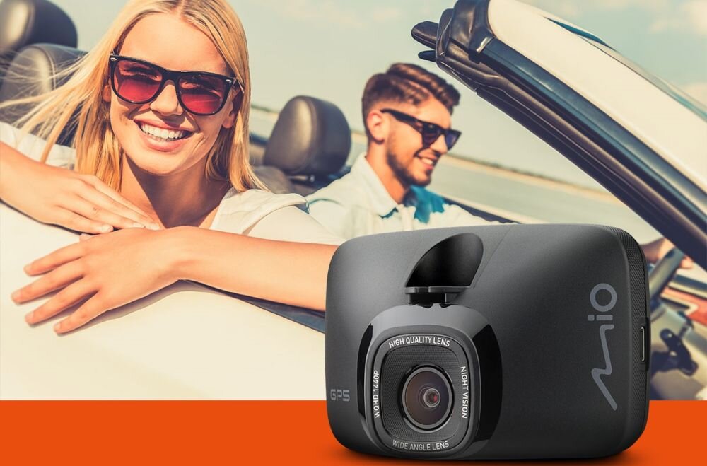 Wideorejestrator MIO Mivue 812 obiektyw rozdzielczość nagrywanie kąt zapis sensor czujnik montaż wymiary ładowanie zasilanie auto samochód rejestrowanie karta pamięć pojemność ładowarka obraz zdjęcia filmy aplikacja sterowanie