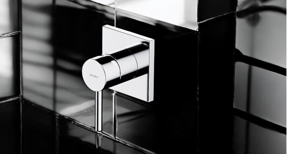 BATERIA PRYSZNICOWA OMNIRES Y Y1245-KCR CHROM Rozmiar rozety Minimalna głębokość zabudowy głowica ceramiczna mniej osadu zanieczyszczeń trwałość płynna regulacja strumienia kolor chrom łazienki styl zmniejszenie zużycia wody trwałość estetyka regulowanie strumienia wody temperatury obsługa jedną ręką