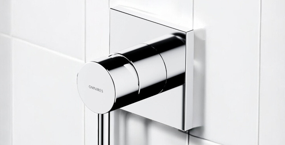 BATERIA PRYSZNICOWA OMNIRES Y Y1245-KCR CHROM kolor chrom łazienki styl zmniejszenie zużycia wody trwałość estetyka regulowanie strumienia wody temperatury obsługa jedną ręką