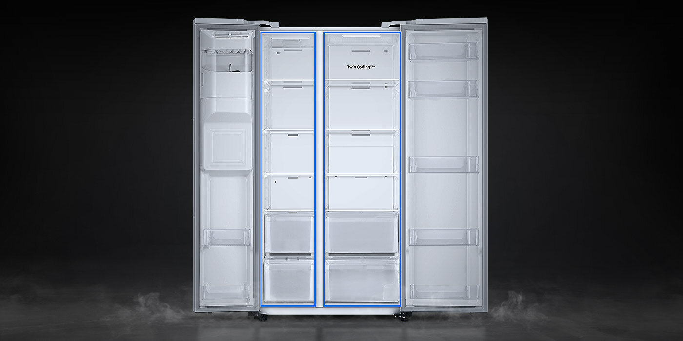 Otwarta, pusta w środku lodówka dwudrzwiowa Samsung Otwarta, pusta w środku lodówka dwudrzwiowa Samsung