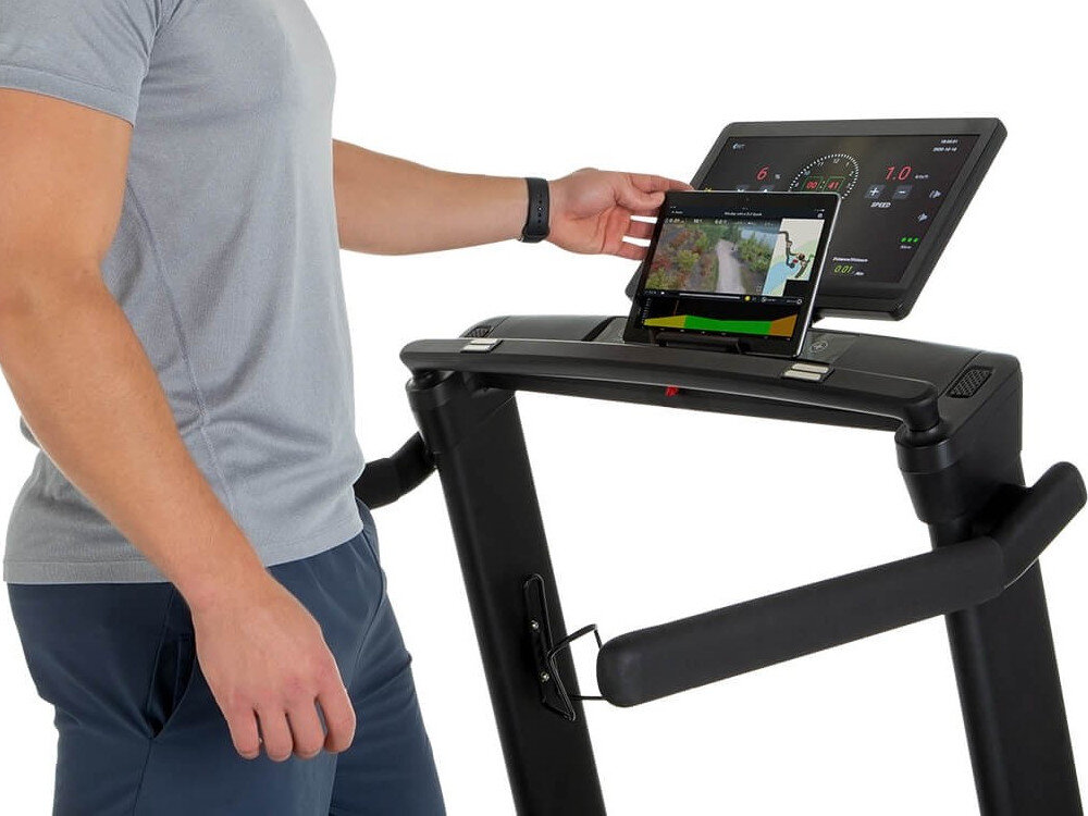 Bieznia elektryczna HAMMER Q. Vaids 10.0 aplikacja kinomap zwift wirtualne trasy