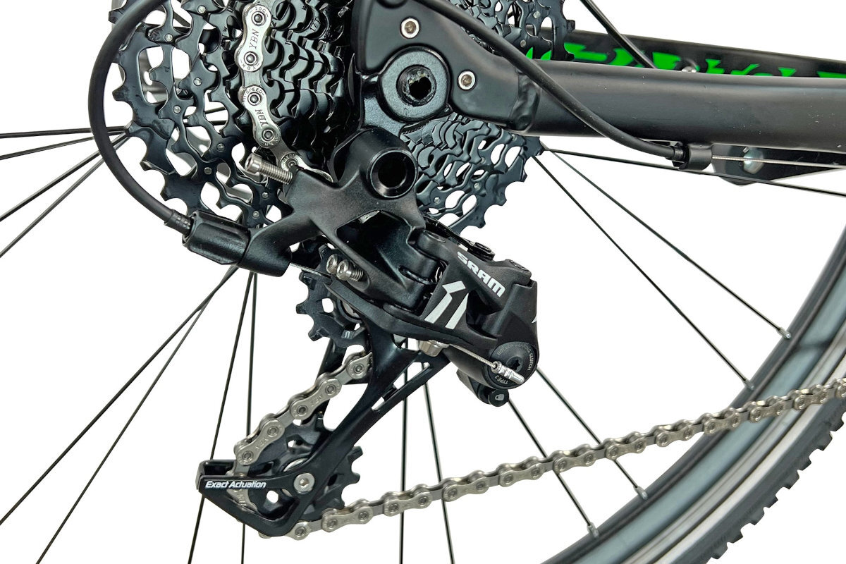 Rower przełajowy FONDRIEST RAPTOR 1.0 przerzutki shimano manetki