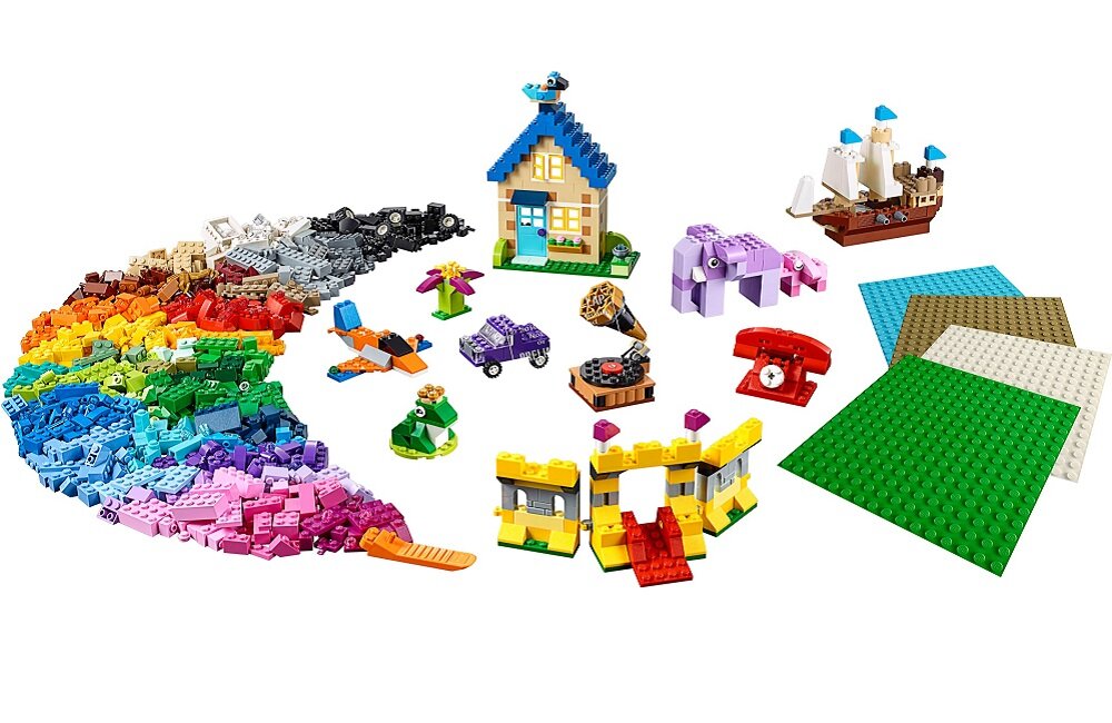 LEGO Classic Klocki klocki płytki 11717 Małe pudełko i wiele możliwości cztery płytki konstrukcyjne